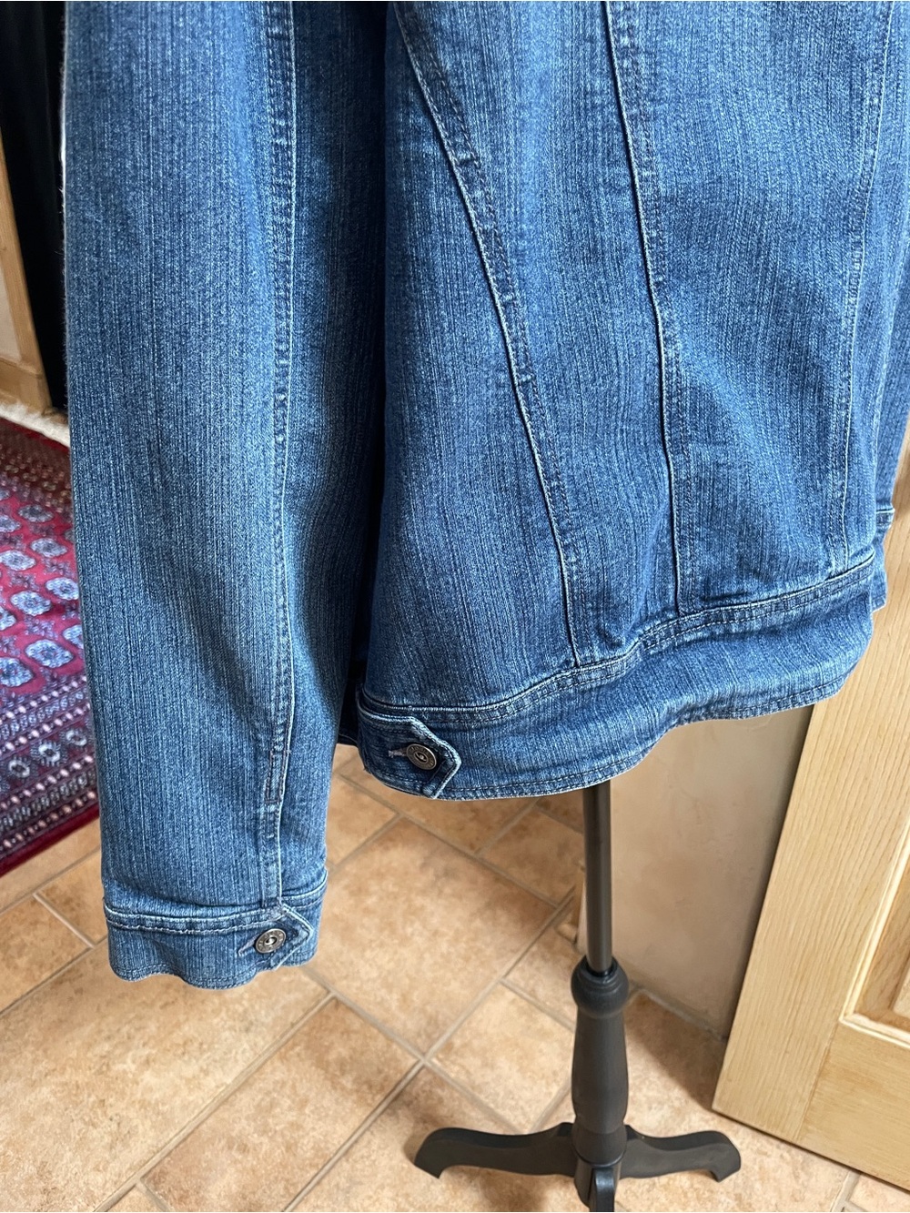 Retro Jean Jacket - Picture 2 of 5